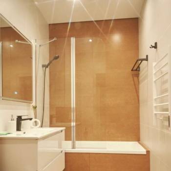Продается 2-х комнатная квартира, 52 м²