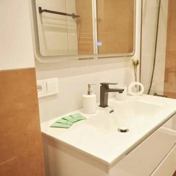 Продается 2-х комнатная квартира, 52 м²