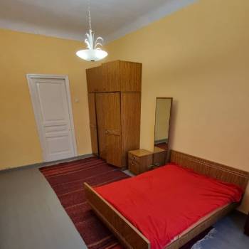 Сдается Многокомнатная квартира, 100 м²