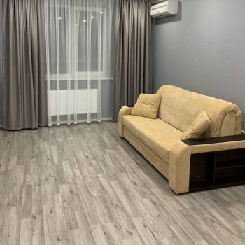 Сдается 1-комнатная квартира, 49 м²