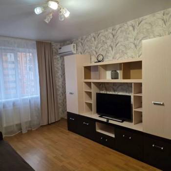 Сдается 2-х комнатная квартира, 64 м²