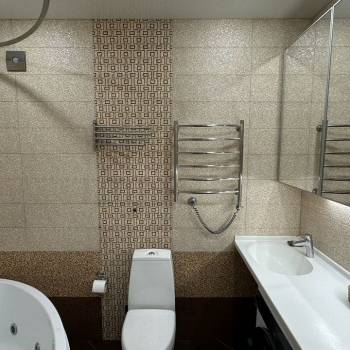 Сдается Многокомнатная квартира, 90 м²