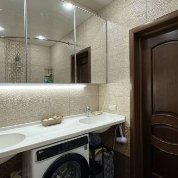 Сдается Многокомнатная квартира, 90 м²