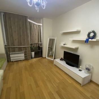 Сдается 1-комнатная квартира, 60 м²