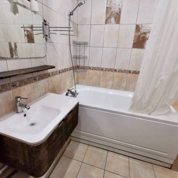 Сдается 1-комнатная квартира, 45 м²