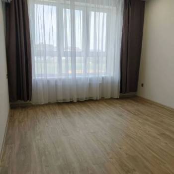 Продается 1-комнатная квартира, 42 м²
