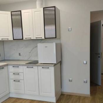 Продается 1-комнатная квартира, 42 м²