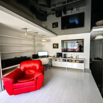 Продается 1-комнатная квартира, 51 м²