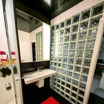 Продается 1-комнатная квартира, 51 м²