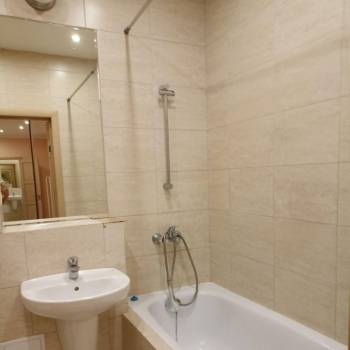 Сдается 1-комнатная квартира, 40 м²