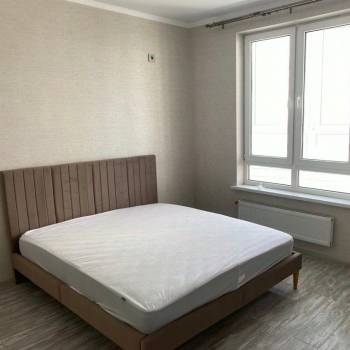 Сдается 1-комнатная квартира, 47 м²