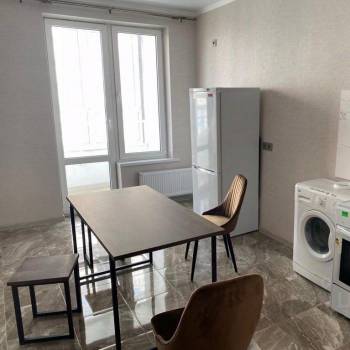 Сдается 1-комнатная квартира, 47 м²