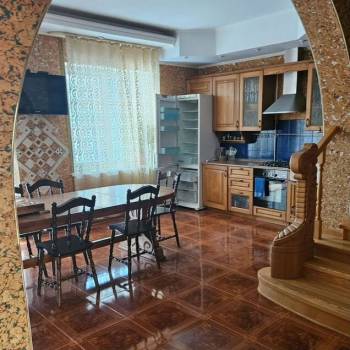 Продается Дом, 224 м²