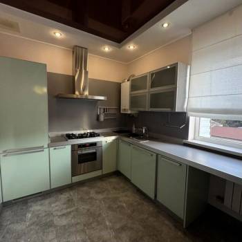 Продается 1-комнатная квартира, 54,3 м²