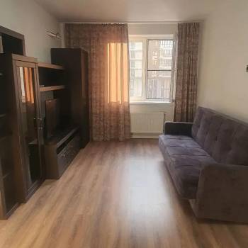 Сдается 1-комнатная квартира, 44 м²