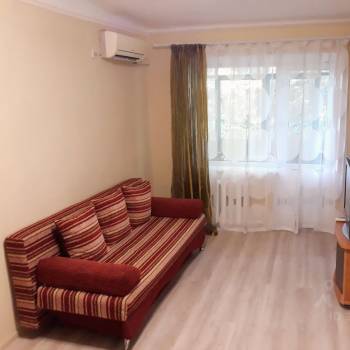 Сдается 2-х комнатная квартира, 40 м²