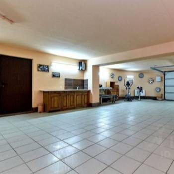 Продается Дом, 353 м²