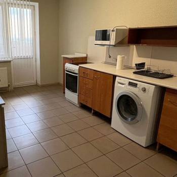 Продается 1-комнатная квартира, 43 м²