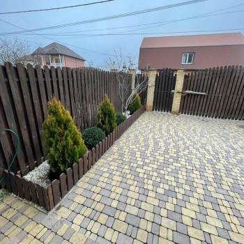 Продается Дом, 180 м²