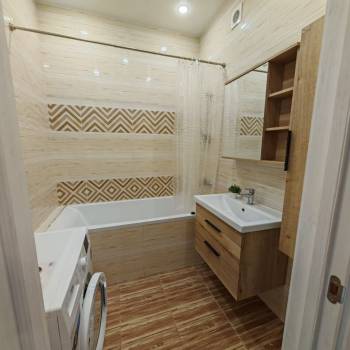 Сдается 2-х комнатная квартира, 75 м²