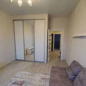 Сдается 2-х комнатная квартира, 75 м²