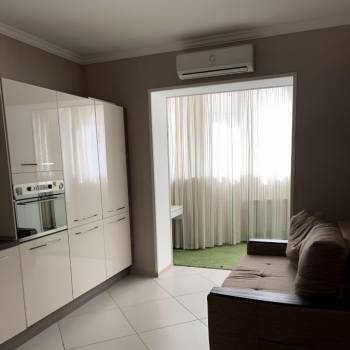 Сдается 1-комнатная квартира, 50,1 м²