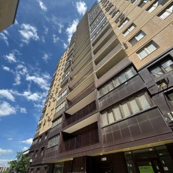 Продается 1-комнатная квартира, 35 м²