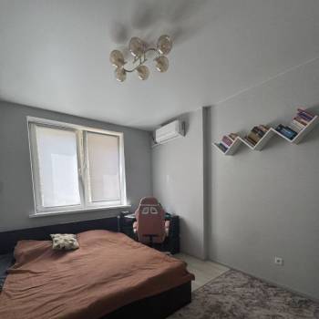 Продается 1-комнатная квартира, 35 м²