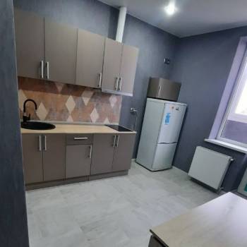 Сдается 1-комнатная квартира, 38 м²