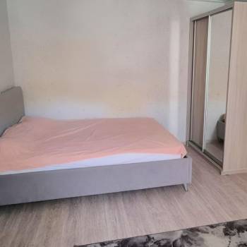 Сдается 1-комнатная квартира, 43 м²
