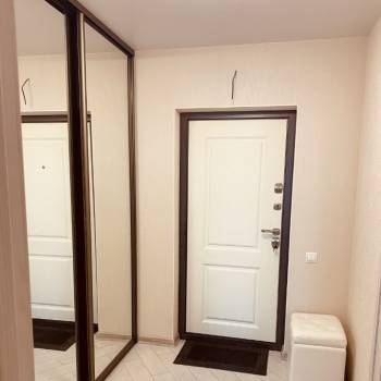 Продается 1-комнатная квартира, 45 м²