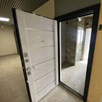 Продается 1-комнатная квартира, 35 м²