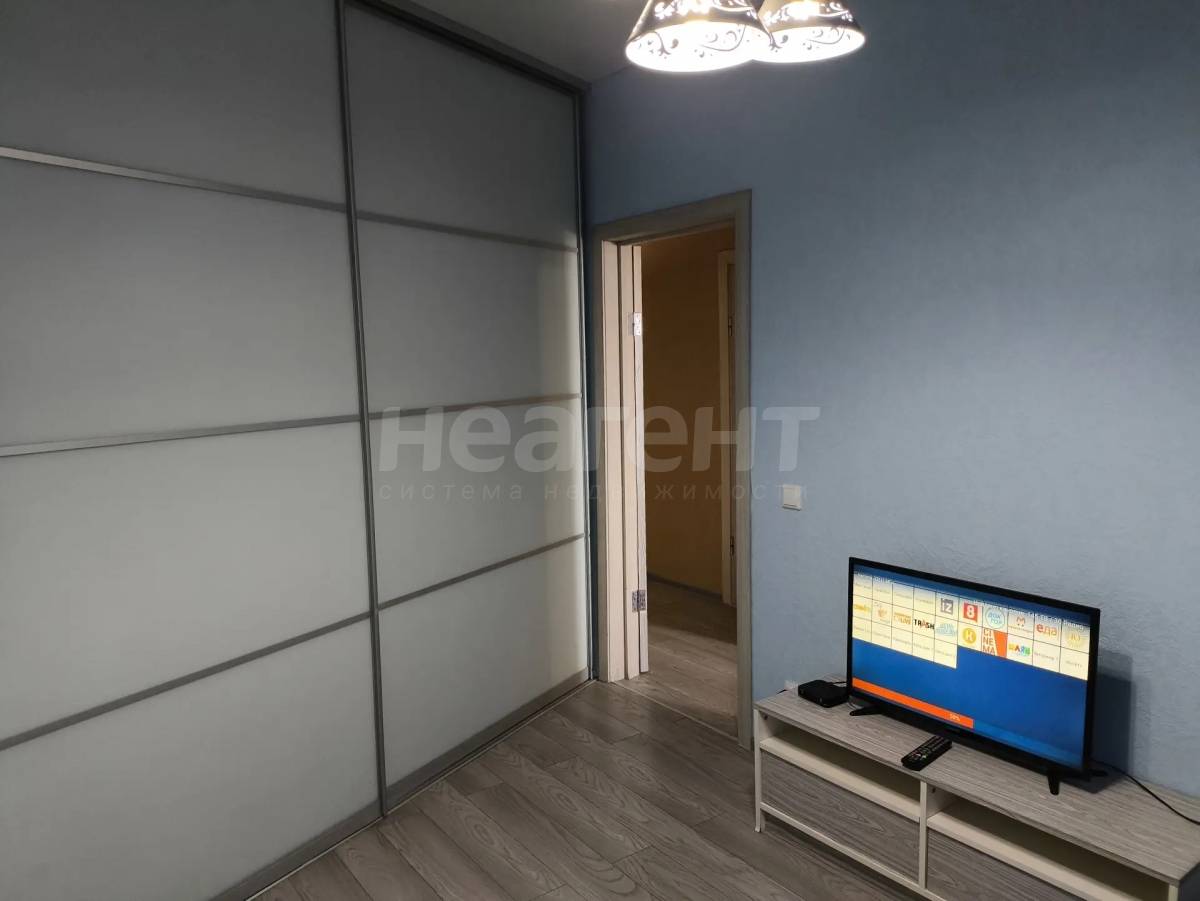 Продам 2-х ком. квартиру (Ратной Славы)