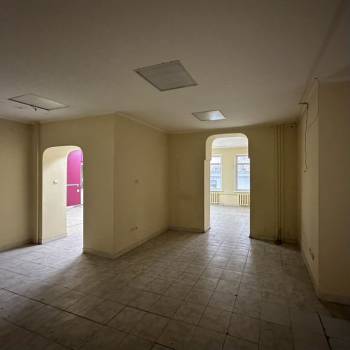 Сдается Нежилое помещение, 147 м²