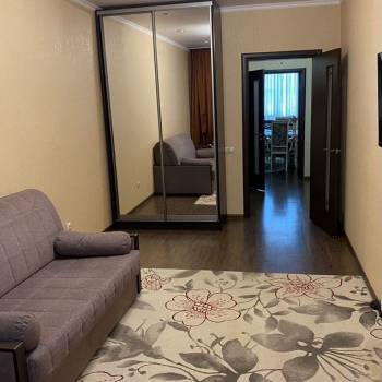 Сдается 1-комнатная квартира, 40 м²