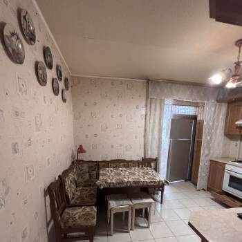 Сдается 2-х комнатная квартира, 60 м²