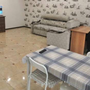 Сдается 2-х комнатная квартира, 80 м²