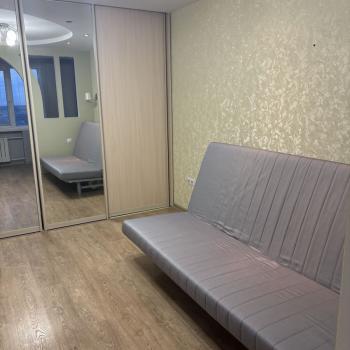 Сдается 1-комнатная квартира, 38 м²