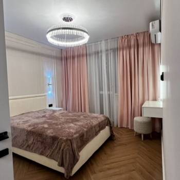 Продается 2-х комнатная квартира, 70 м²