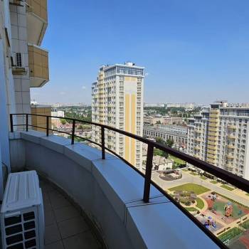 Сдается 1-комнатная квартира, 42 м²