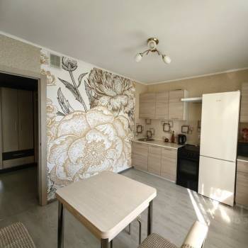 Сдается 2-х комнатная квартира, 60 м²
