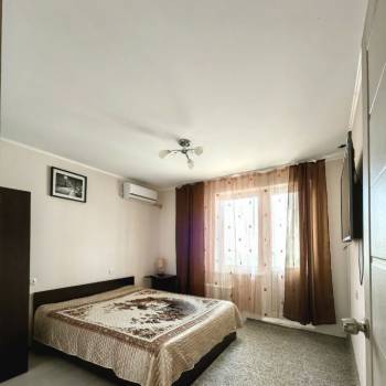 Сдается 2-х комнатная квартира, 60 м²