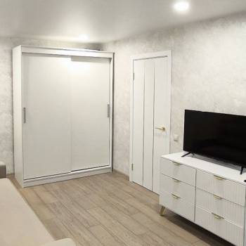 Сдается Многокомнатная квартира, 60 м²