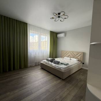 Сдается Многокомнатная квартира, 90 м²