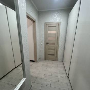 Продается 1-комнатная квартира, 28,4 м²