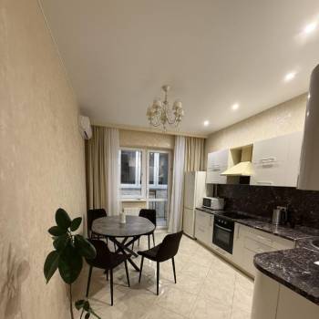 Сдается 1-комнатная квартира, 48 м²