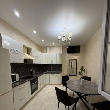 Сдается 1-комнатная квартира, 48 м²