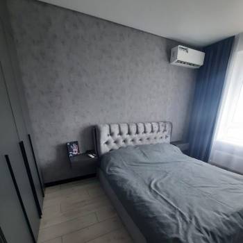 Продается 1-комнатная квартира, 40 м²