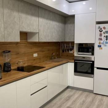 Сдается 2-х комнатная квартира, 73 м²