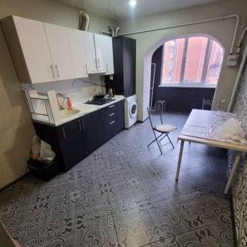 Сдается 1-комнатная квартира, 42,7 м²